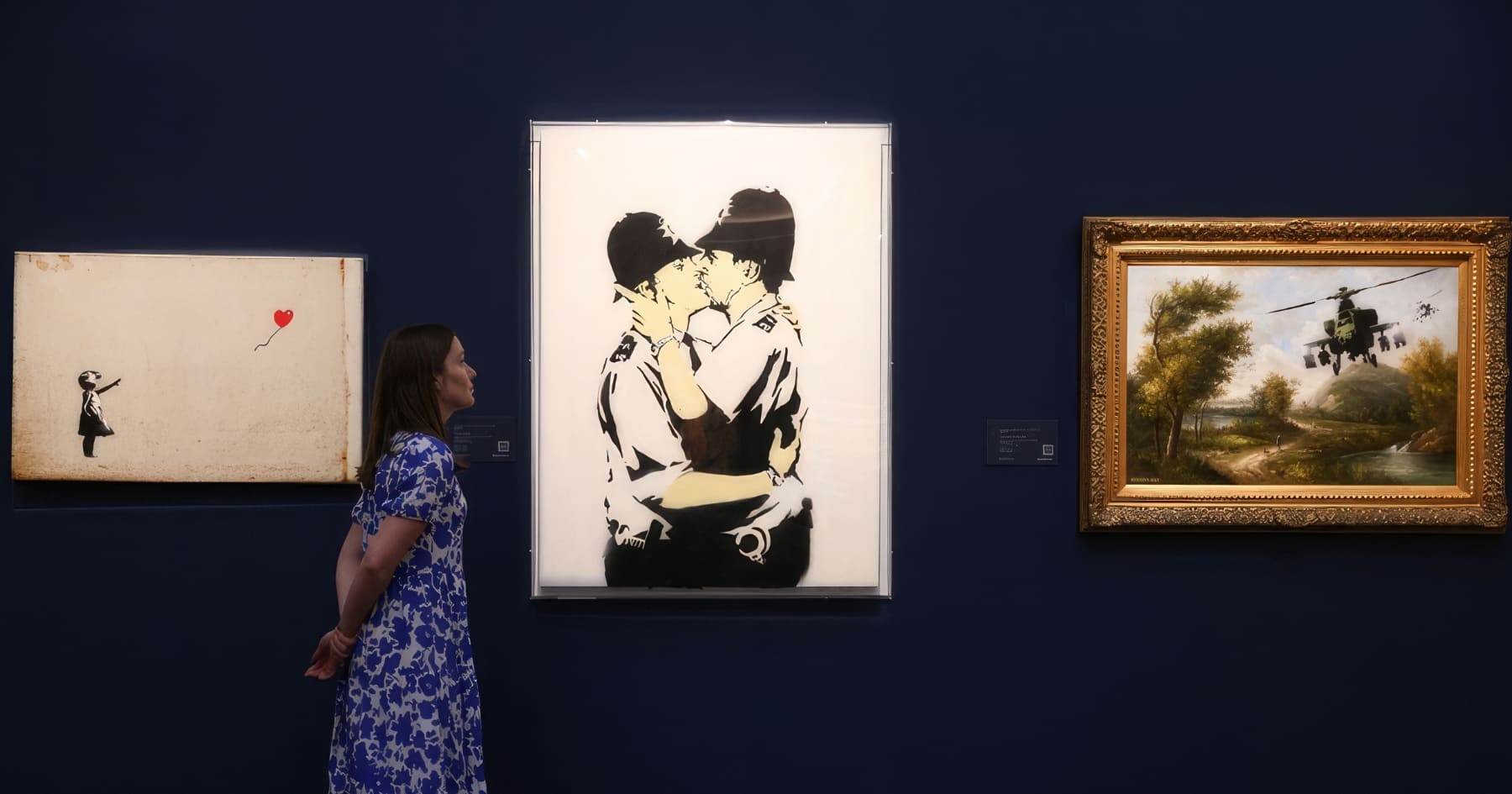 Galerie Lazinc de Londres exposant "Kissing Coppers"
